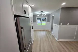 1300 Lawrence St, Rosenberg, TX 77471 - Photo 8