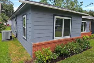 1300 Lawrence St, Rosenberg, TX 77471 - Photo 4