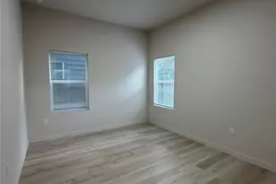 326 Clearwater St, Houston, TX 77029 - Photo 10