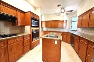 7110 W Mockingbird Ln, Pearland, TX 77584 - Photo 14