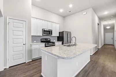 603 Walnut Branch Drive, Baytown, TX 77523 - Photo 6