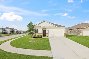 603 Walnut Branch Dr, Baytown, TX 77523 - Photo 1