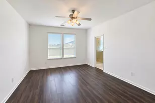 6327 Green Shoals Ln, Houston, TX 77066 - Photo 12