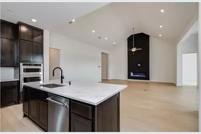 2015 Jade Manor Drive, Richmond, TX 77469 - Photo 14