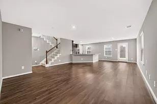 8932 Hollister Commons Ln, Houston, TX 77080 - Photo 6