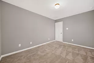 8932 Hollister Commons Ln, Houston, TX 77080 - Photo 30