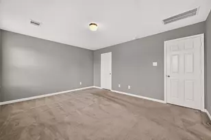 8932 Hollister Commons Ln, Houston, TX 77080 - Photo 32