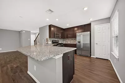 8932 Hollister Commons Lane, Houston, TX 77080 - Photo 12