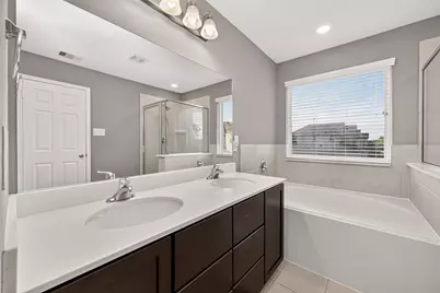 8932 Hollister Commons Lane, Houston, TX 77080 - Photo 40