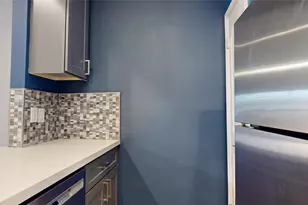 2984 Holly Hall St, Houston, TX 77054 - Photo 10