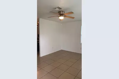 4410 Nicoini St, Dickinson, TX 77539 - Photo 4