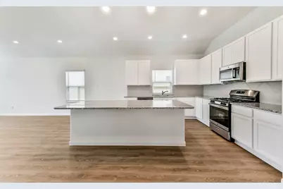 3014 King Oaks Street, Baytown, TX 77251 - Photo 8