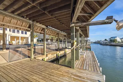 3730 Nueces, Galveston, TX 77554 - Photo 44