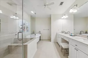 3730 Nueces, Galveston, TX 77554 - Photo 26