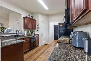 1315 Wallflower Ave, Baytown, TX 77521 - Photo 22