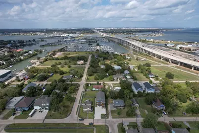 175 W 6th Street #A, Kemah, TX 77565 - Photo 36