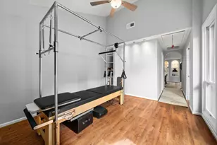 1011 Barkdull St, Houston, TX 77006 - Photo 32