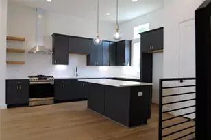 326 Eastwood St, Houston, TX 77011 - Photo 6