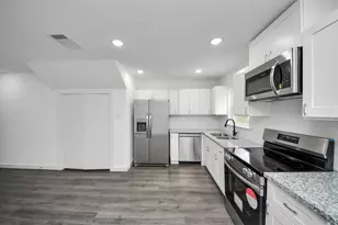 8213 Richland Dr, Houston, TX 77028 - Photo 12