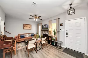 8299 Cambridge St, Houston, TX 77054 - Photo 4
