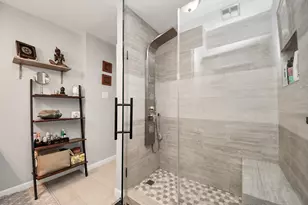 8299 Cambridge St, Houston, TX 77054 - Photo 12