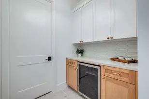 735 E 8th 1/2 St, Houston, TX 77007 - Photo 40