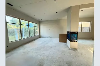 735 E 8th 1/2 Street, Houston, TX 77007 - Photo 8