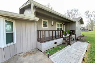 751 County Rd 703, West Columbia, TX 77486 - Photo 2