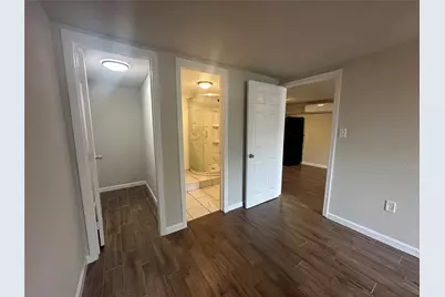 605 E Hunnicutt Street #A, Baytown, TX 77520 - Photo 2