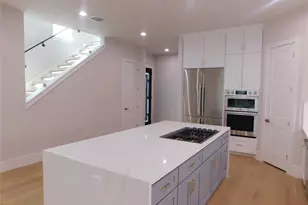 902 Knox St, Houston, TX 77007 - Photo 6