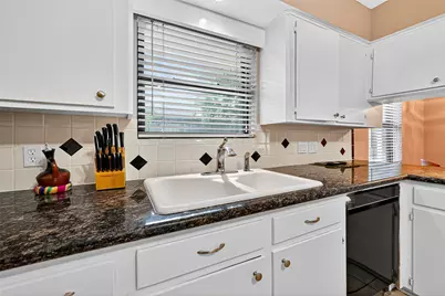 5734 Sanford Road, Houston, TX 77096 - Photo 12
