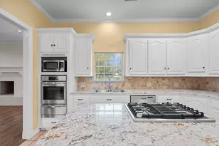 616 Westwood Cir, La Marque, TX 77568 - Photo 16