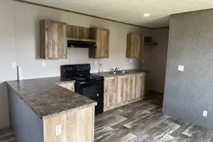 16496 Dunhill Ln, Conroe, TX 77303 - Photo 4
