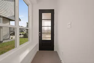 9031 La Pau Ln, Houston, TX 77051 - Photo 4