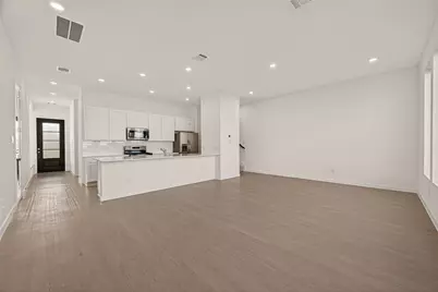 9031 La Pau Lane, Houston, TX 77051 - Photo 1