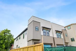 2713 Sampson St, Houston, TX 77004 - Photo 1