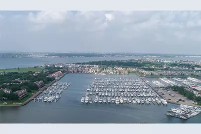 2453 Beacon Circle, League City, TX 77573 - Photo 10