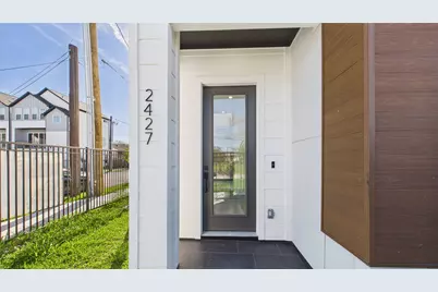 2413 Harrington Street, Houston, TX 77026 - Photo 2