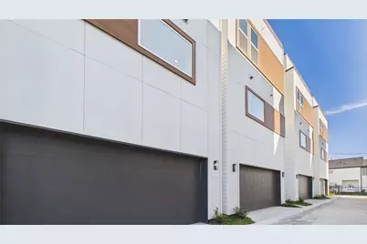 2413 Harrington Street, Houston, TX 77026 - Photo 8