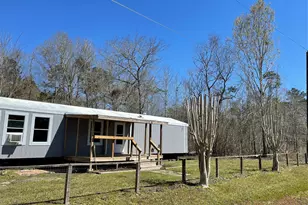 27951 Hickory Dr, Splendora, TX 77372 - Photo 2