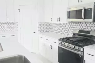 8312 Comal St, Houston, TX 77051 - Photo 24