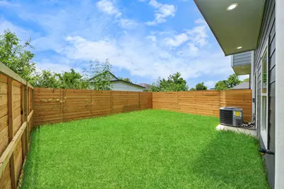 8312 Comal Street, Houston, TX 77051 - Photo 16