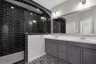 8715 Axlewood Ln., Houston, TX 77055 - Photo 16