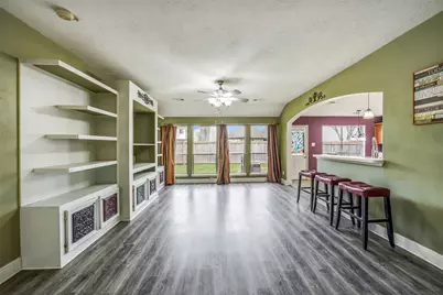 11610 Oak Lake Park Drive, Sugar Land, TX 77498 - Photo 10