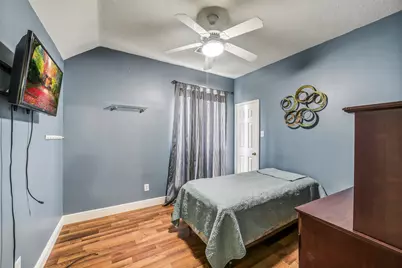 11610 Oak Lake Park Drive, Sugar Land, TX 77498 - Photo 46