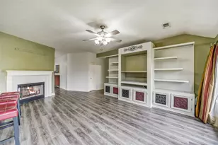 11610 Oak Lake Park Dr, Sugar Land, TX 77498 - Photo 6