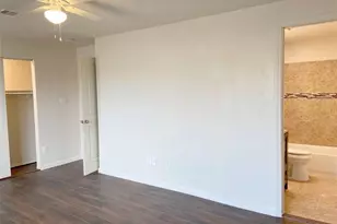 12115 Segrest Dr, Houston, TX 77047 - Photo 4