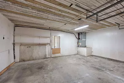 401 S Market Street, Hallettsville, TX 77964 - Photo 22