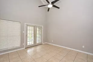 9319 Belle Park Dr, Houston, TX 77099 - Photo 8