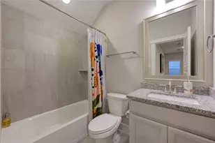 10931 Brambling Wood Dr, Houston, TX 77043 - Photo 20